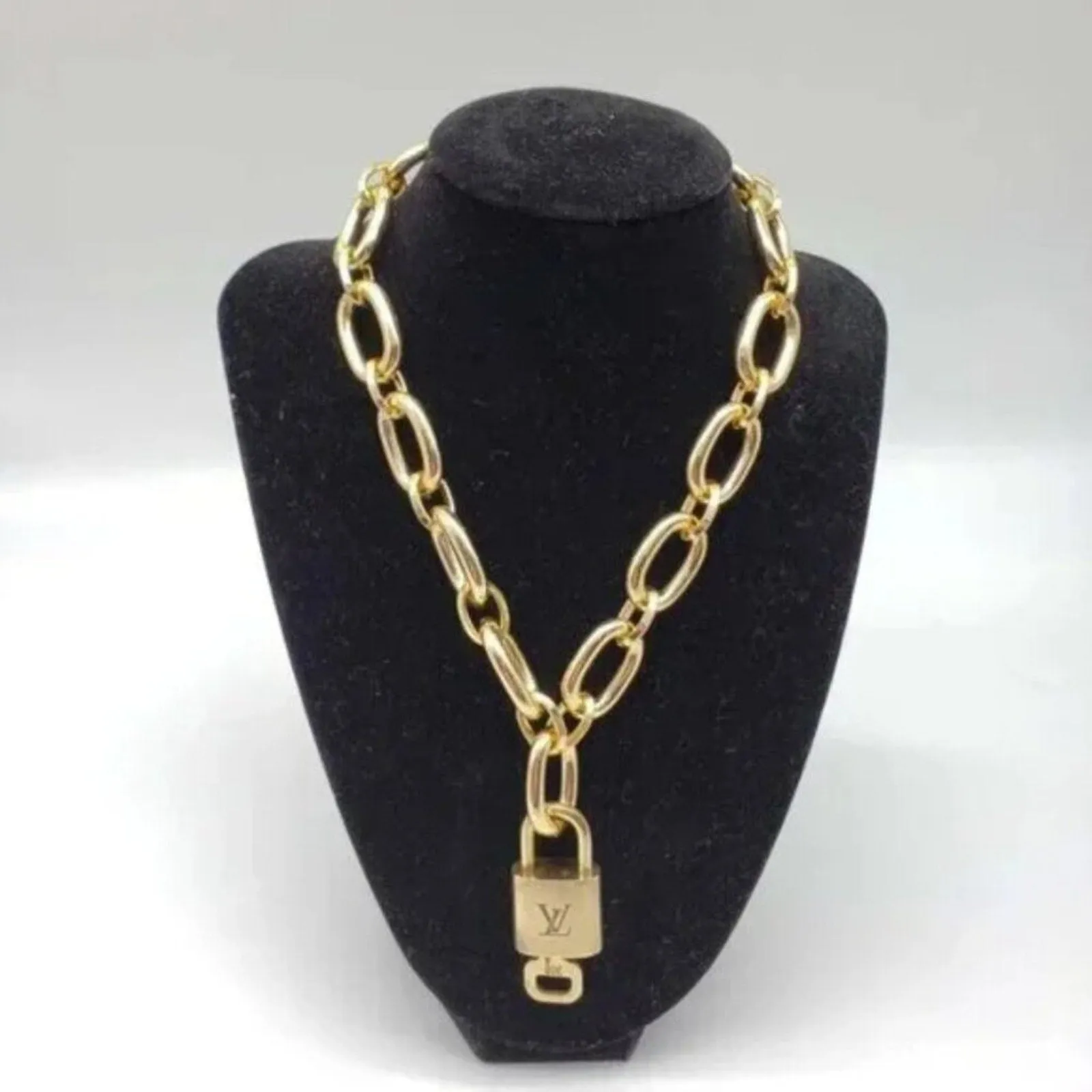 100% Auth Louis Vuitton Lock & Key with Unbranded Gold Plated Chain Necklace